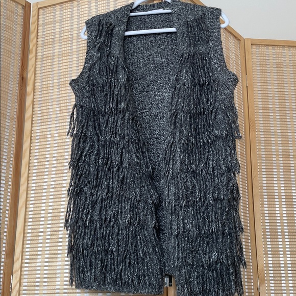 Dex Charcoal Gray Fringe Sleeveless Knit Vest - Picture 13 of 13